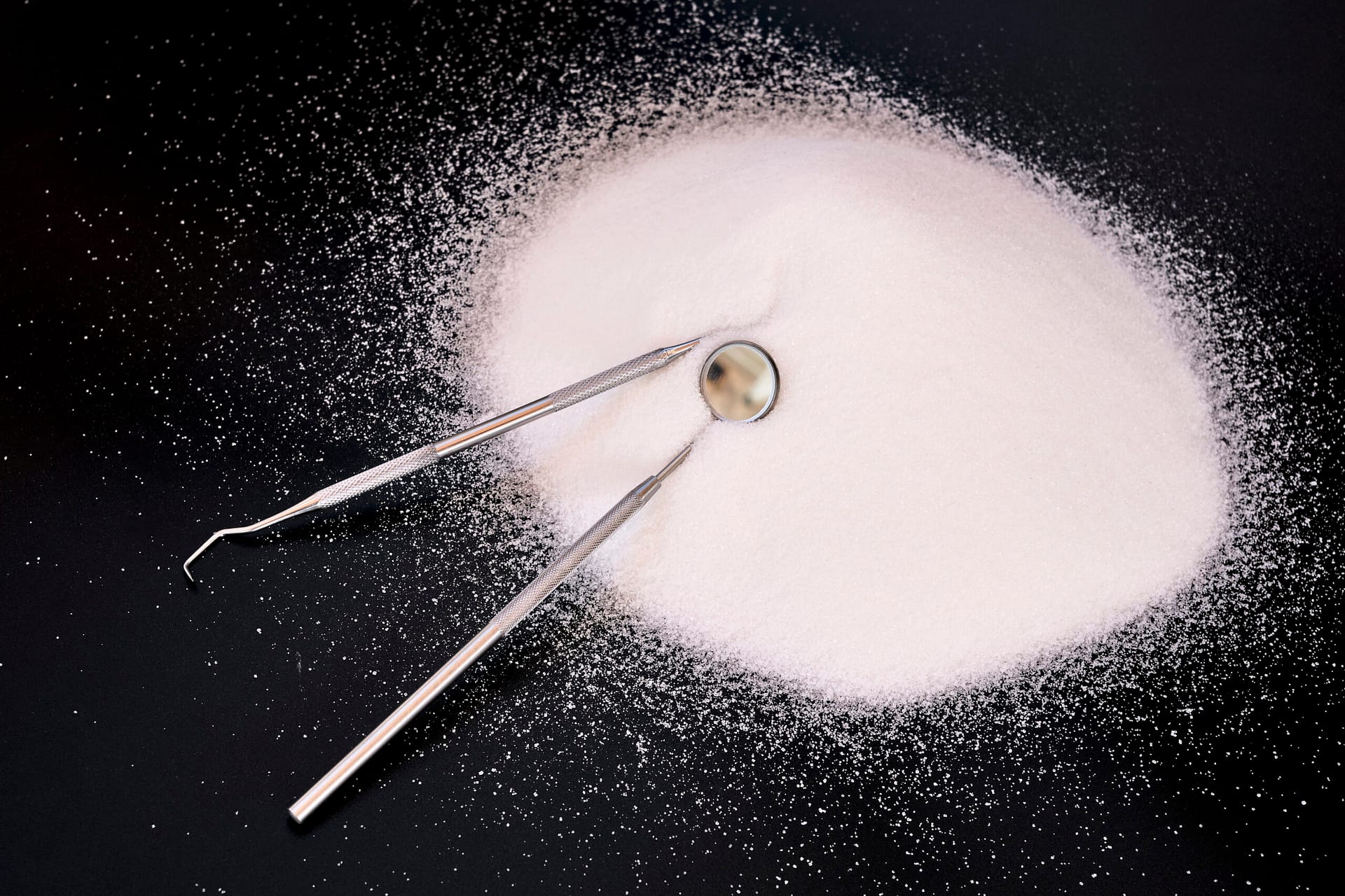 Dentists warn that excess sugar in the diet causes tooth decay.